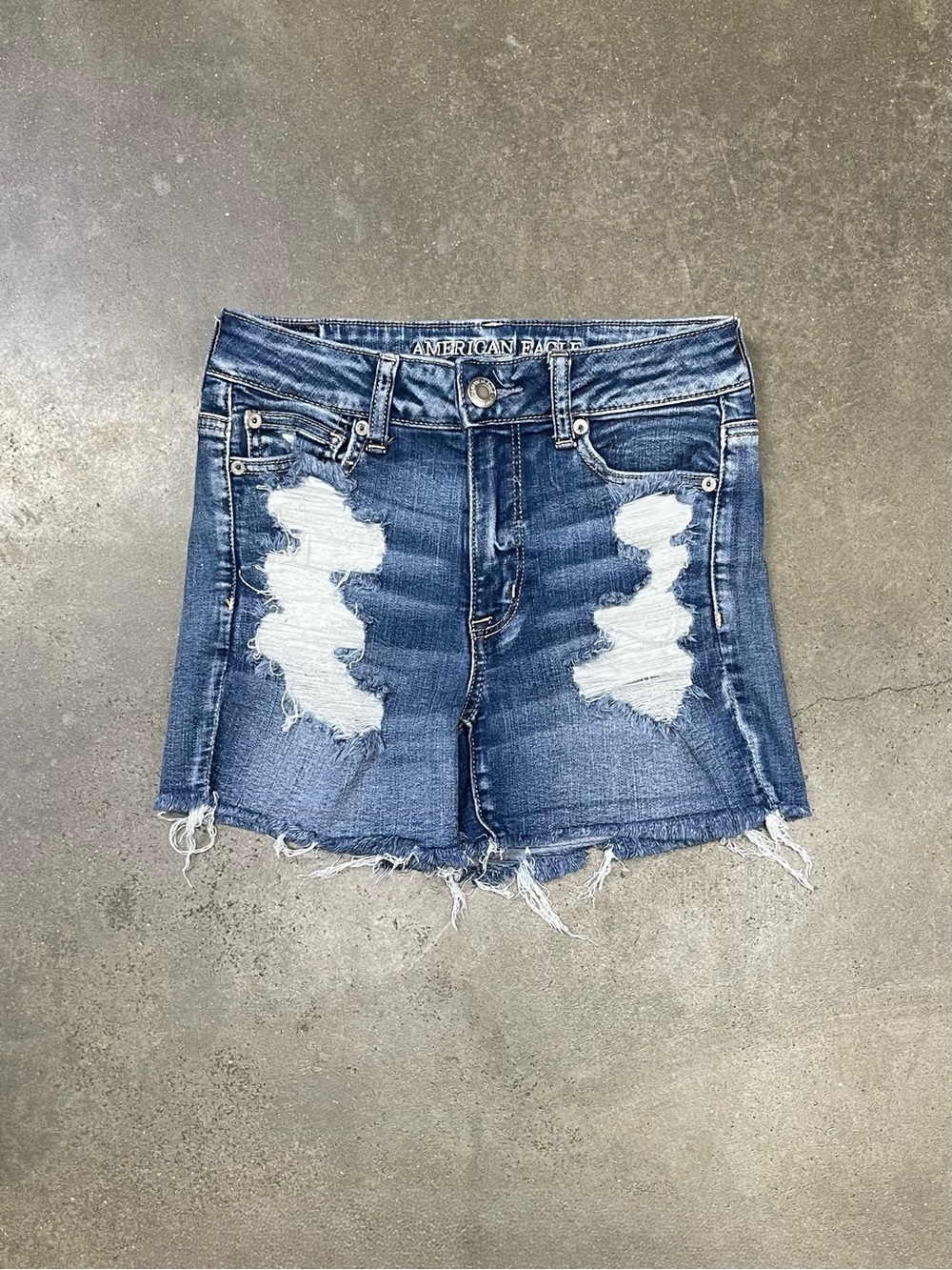 American Eagle Hi-Rise Shortie Distressed Denim Shorts Size 4